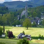 Nahe Skibus *
